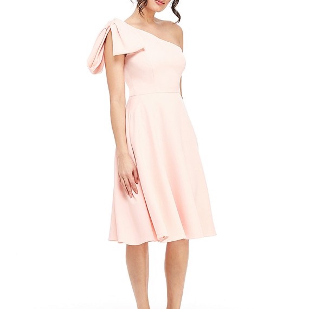 Gal Meets Glam Yvonne Bow One Shoulder A-Line Dres
